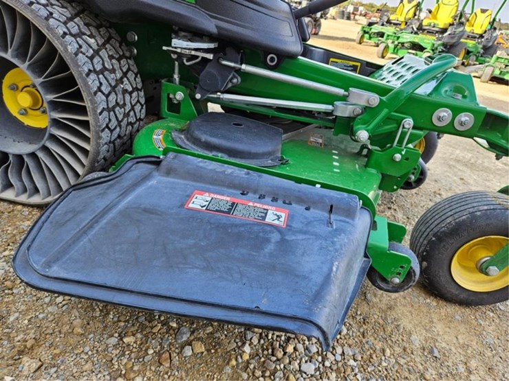 2022-john-deere-z960m-image-10