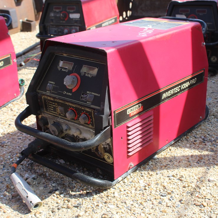 #2767 • LINCOLN V350 PRO WELDING MACHINE
