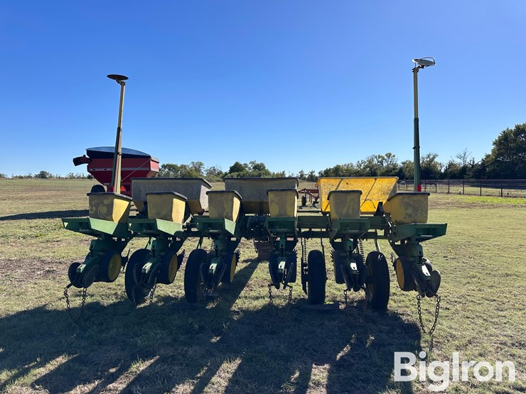 john-deere-7000-image-6