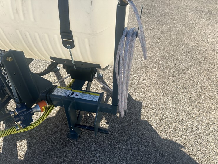 caterpillar-12-image-6