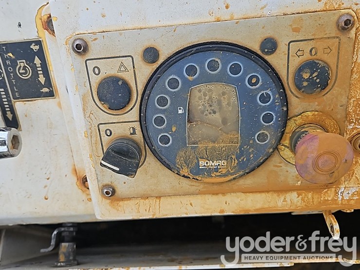 2014-bomag-bw9as-image-21