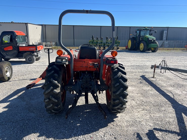 kubota-l2900-image-7