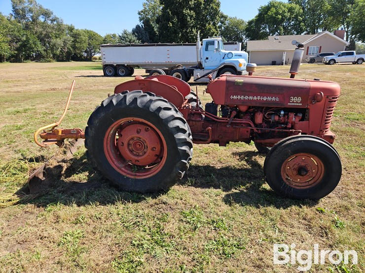 international-300-image-4