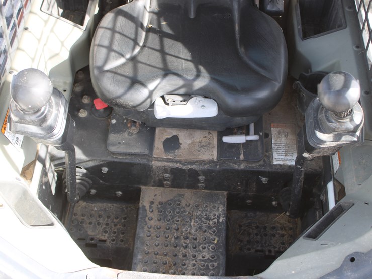 2015-bobcat-s530-image-49