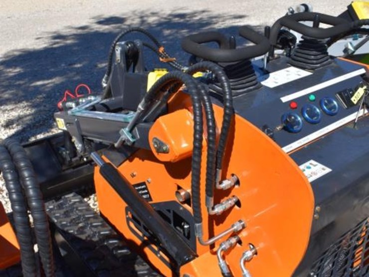 landhero-ldh-t460-mini-skid-steer-(serial-#-2507170120xx)-(k)-image-5