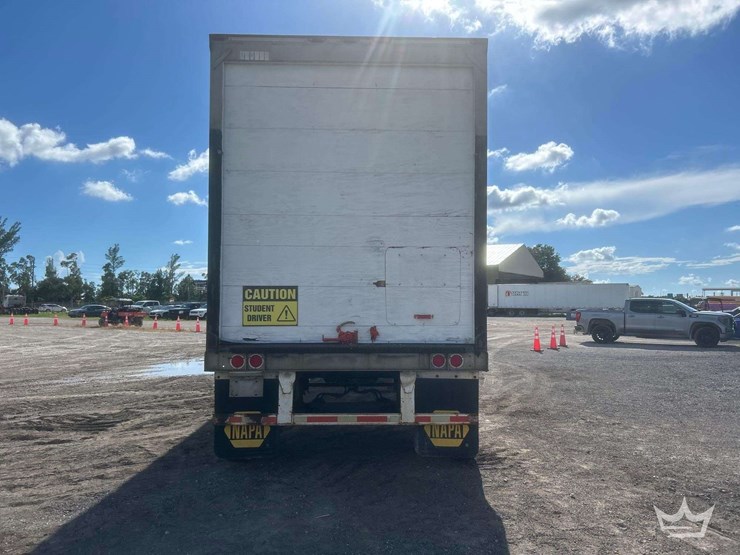 2006-utility-van-image-12