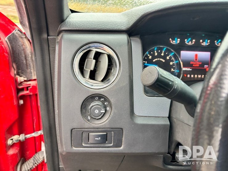 2013-ford-f150-xlt-image-82