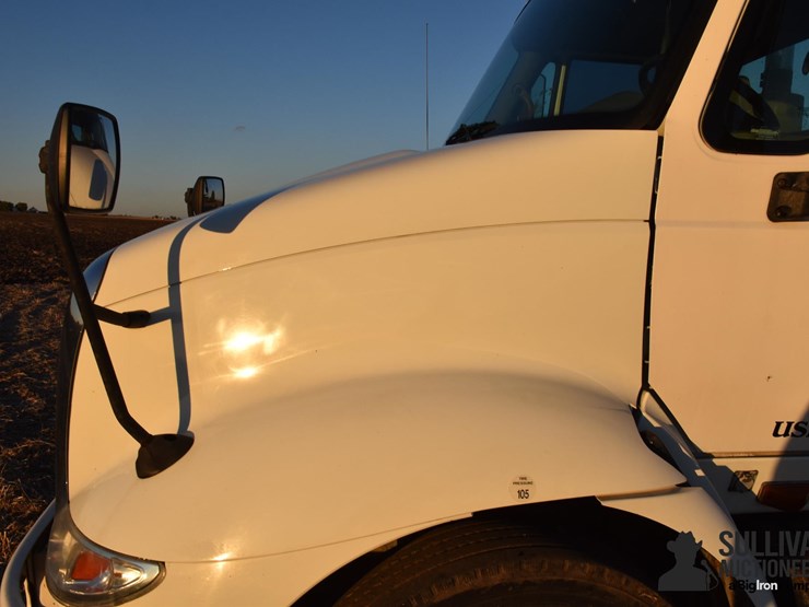 2007-international-8600-image-12