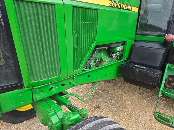 john-deere-7610-image-19