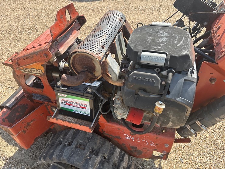 ditch-witch-rt24-image-6