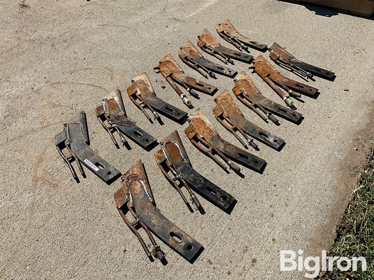 mag-38-anhydrous-knives-image-7