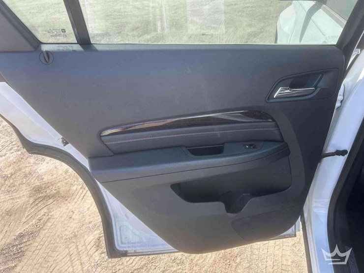 2015-gmc-terrain-suv-image-34