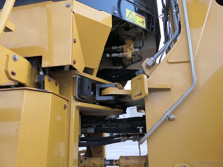 2014-caterpillar-924h-image-27