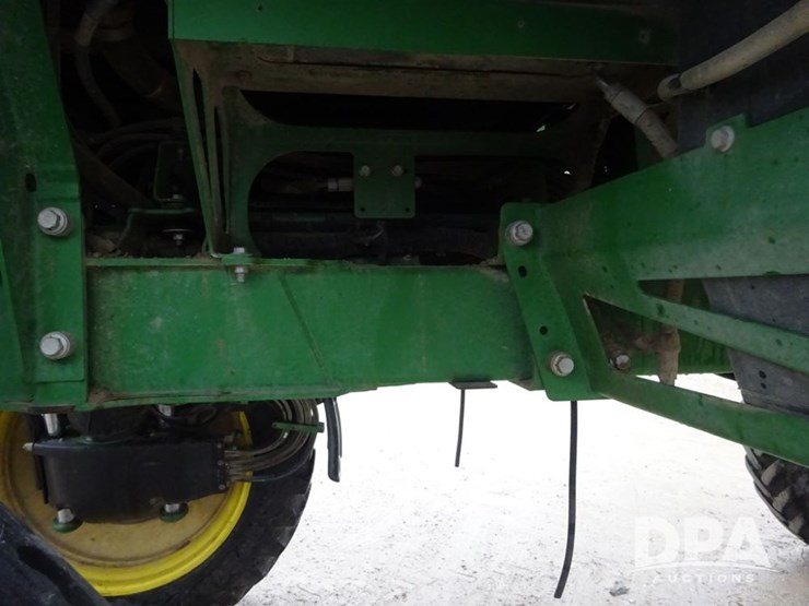 2017-john-deere-r4038-image-97