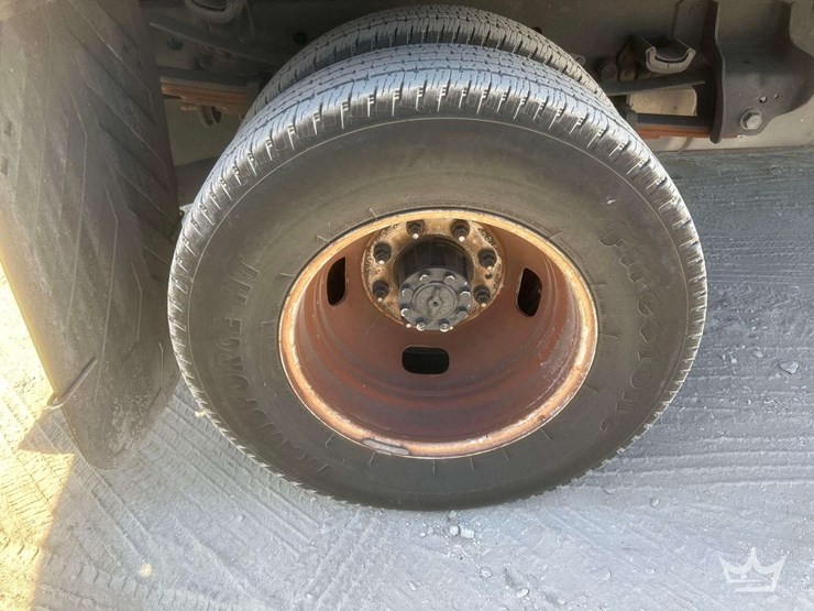 2017-ford-f350-image-21