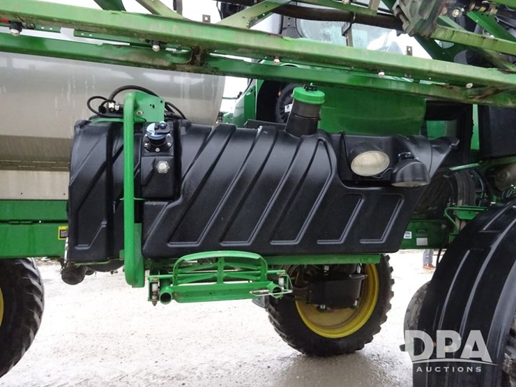 2017-john-deere-r4038-image-87