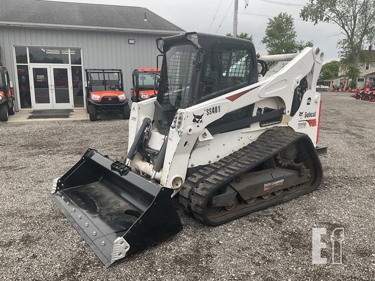 2021-bobcat-t870-image-1