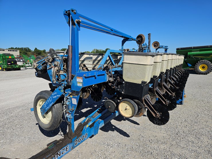 kinze-2600-image-3