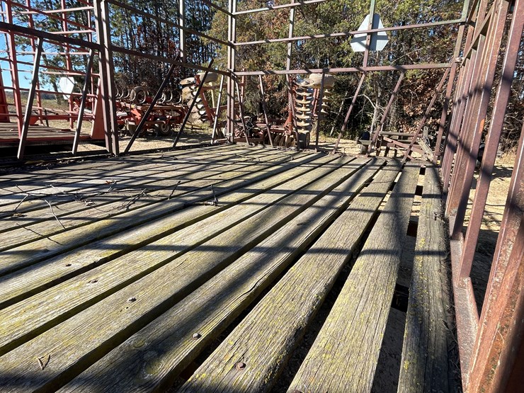 #5927-•-16'-hay-rack-image-10