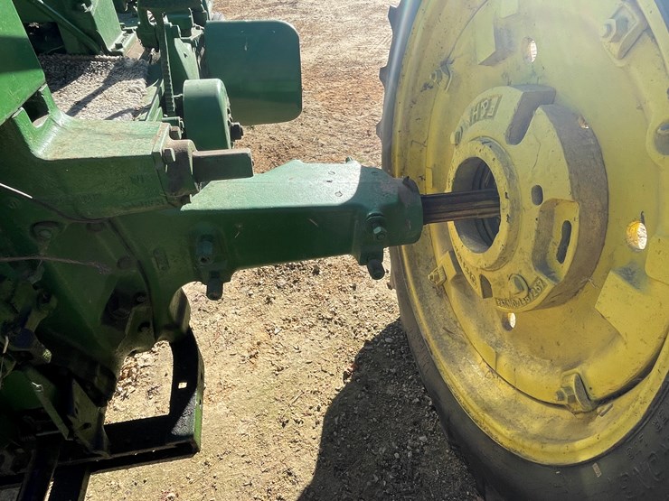 john-deere-b-image-19