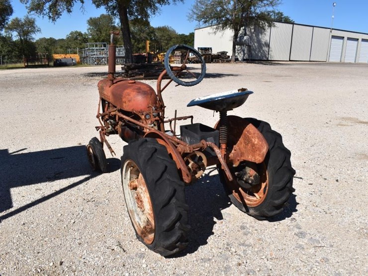 ih-f-cub-tractor-(not-running)-(serial-#-171679j)-(nk)-image-4