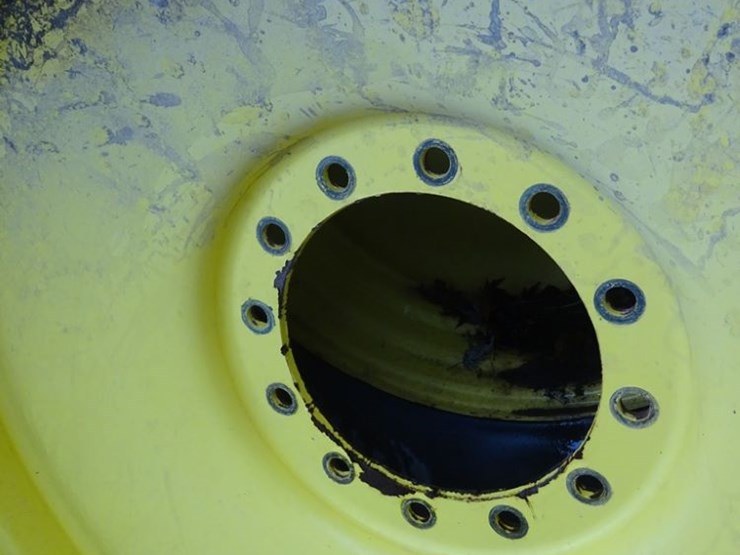 (4)-trelleborg-flotation-tires/rims-(pz14118)-image-18