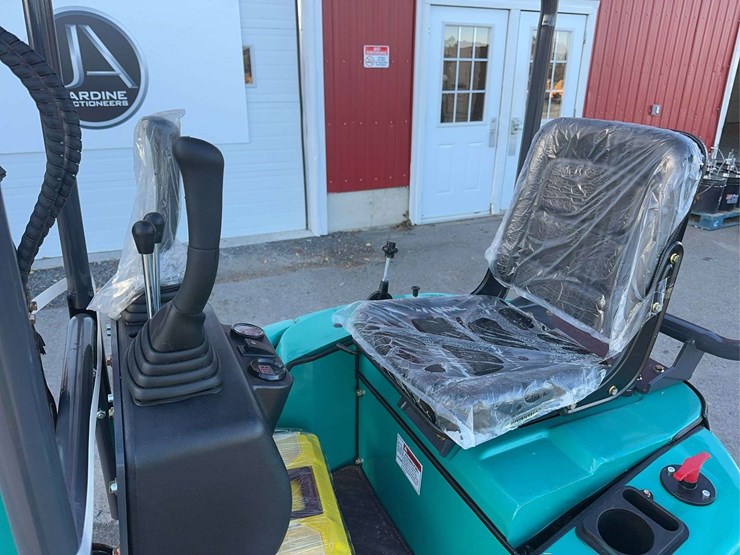 2025-cfg-qk16r-mini-excavator-image-13