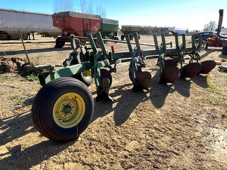 john-deere-2500-image-6