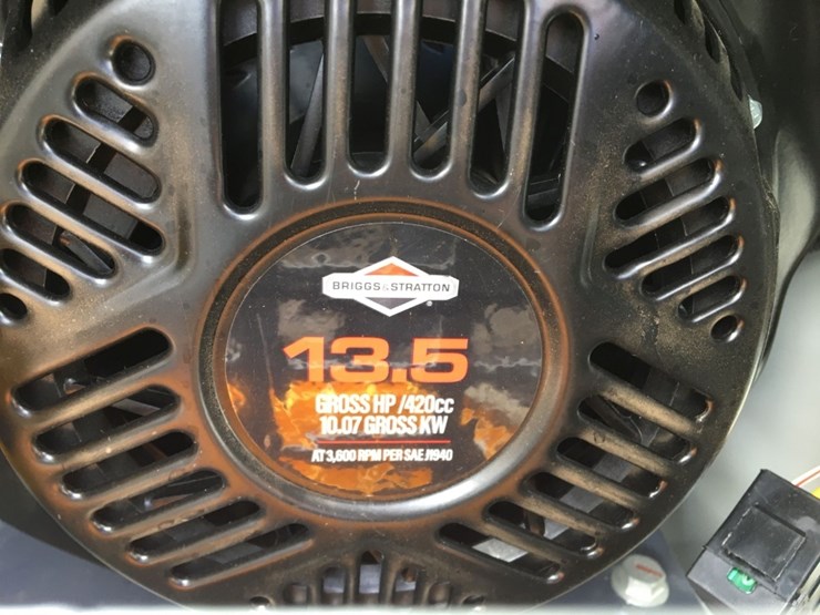 unused-2025-battler-st28h-6-compact-stand-on-track-image-7