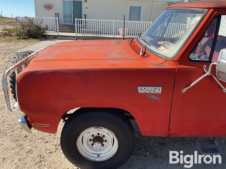 1980-dodge-power-wagon-image-12