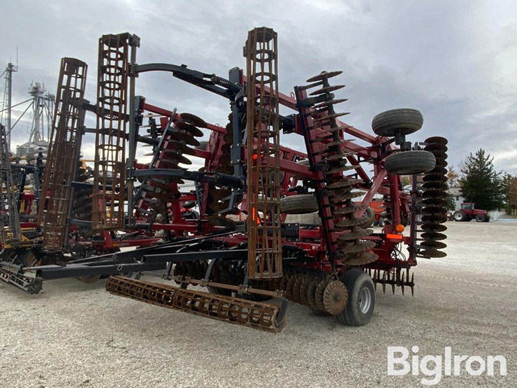 2012-case-ih-330-image-5