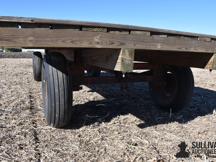 wooden-hayrack-image-15