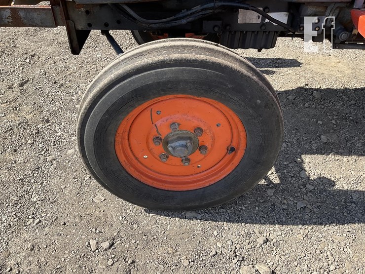 kubota-l2900-image-11