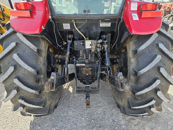 2009-case-ih-farmall-95-image-18