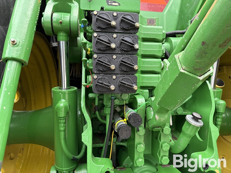 2001-john-deere-8410-image-15