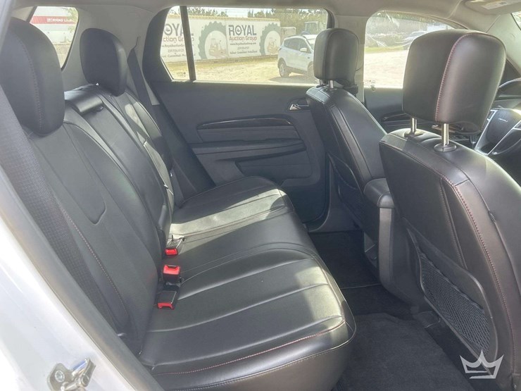 2015-gmc-terrain-suv-image-12