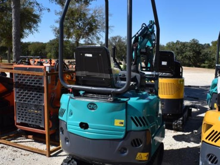 cfg-qk16r-mini-excavator-(serial-#-qk16r202509031437)-(k)-image-3