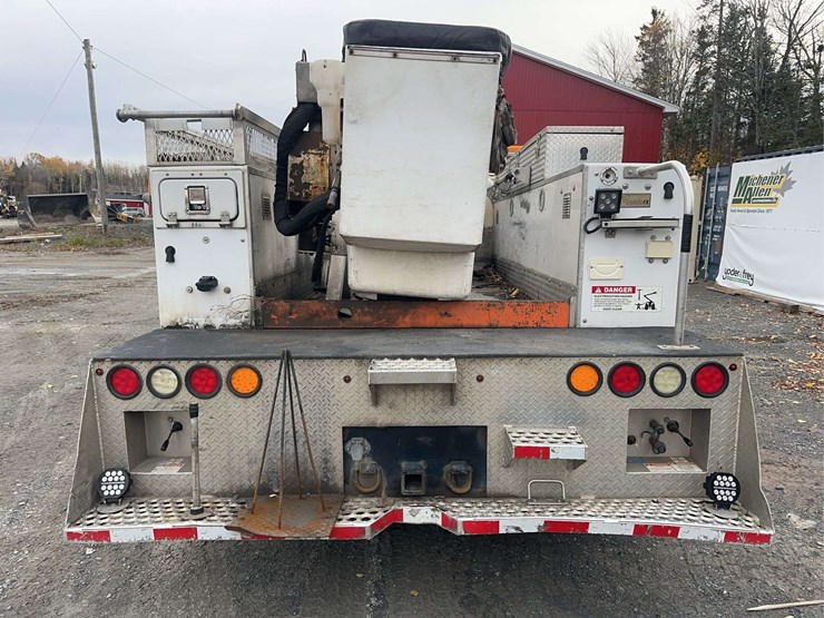 2016-ford-f550-xl-image-6