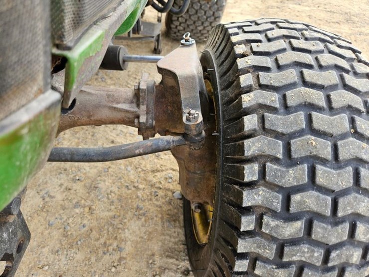 john-deere-4100-image-32