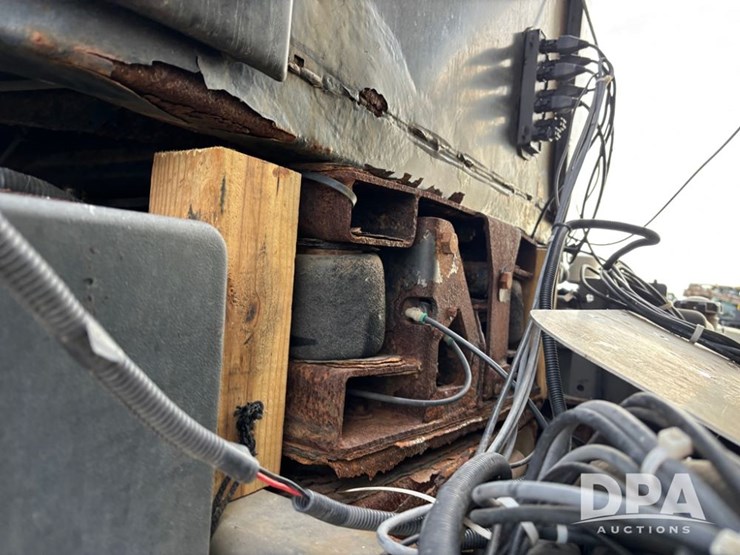 2014-ag-chem-rg1100-image-80