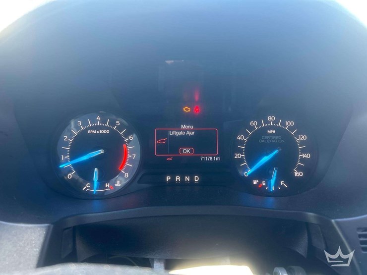 2016-ford-explorer-image-23