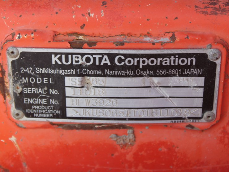 kubota-ssv65-image-25