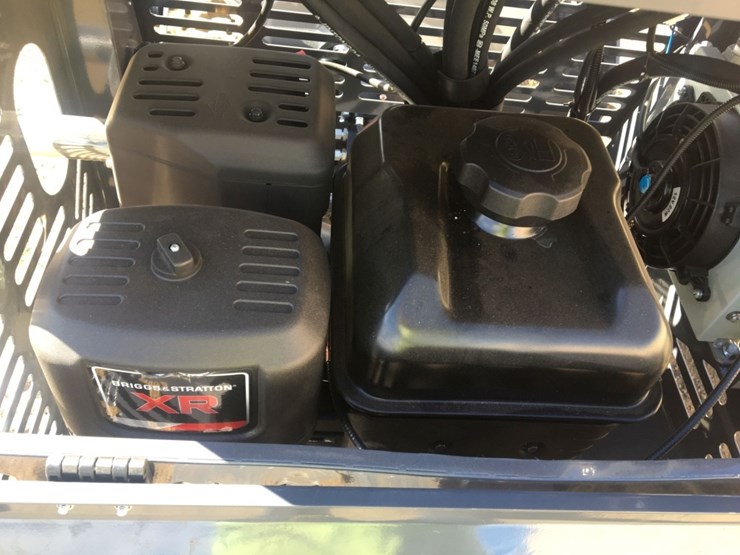 unused-2025-yh-750-blt-stand-on-crawler-cement-image-7