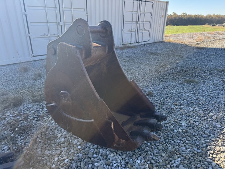 #4590-•-strickland-excavator-bucket-image-2
