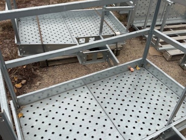 5-galvanized-platforms-(pd5315)-image-2