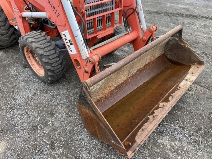 2003-kubota-l35-image-17