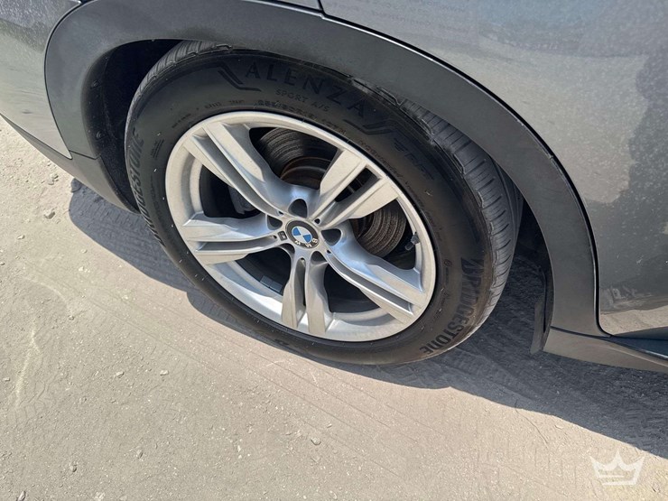 2013-bmw-x5-image-30