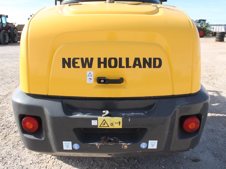2021-new-holland-w80c-image-50