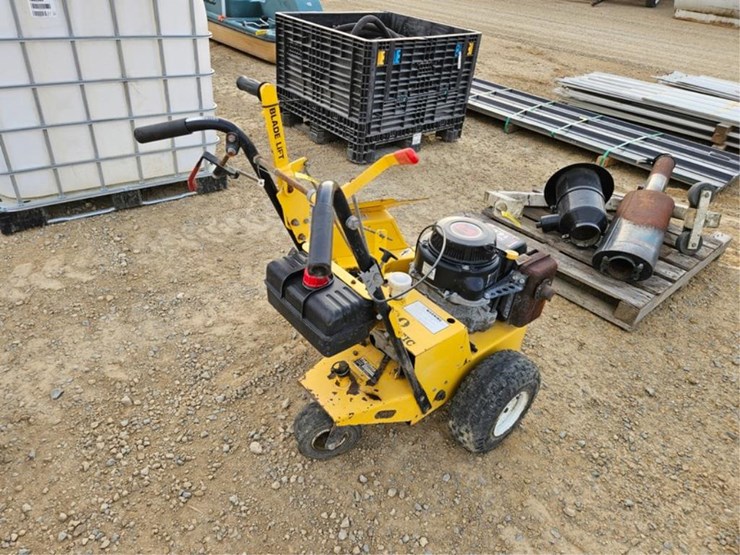 #3159-•-bedsharpener-900-bed-edger-image-5