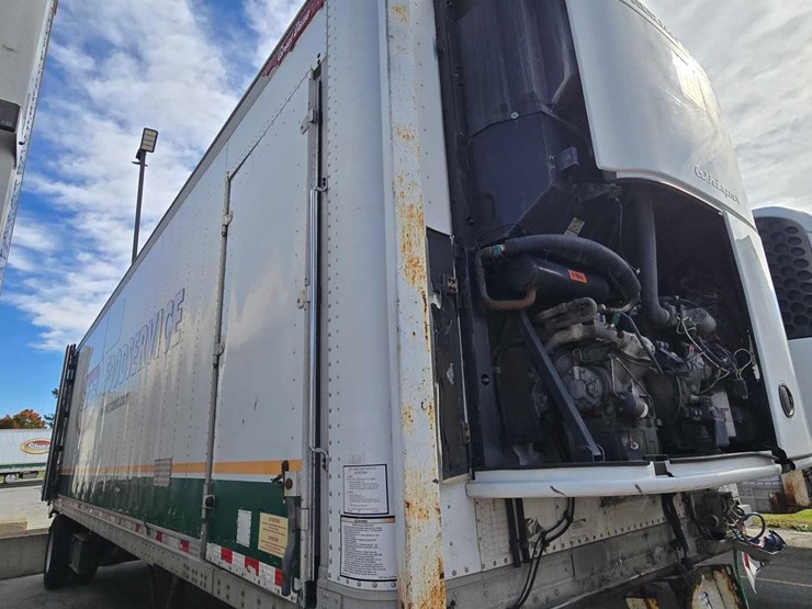 2012-great-dane-trailer-image-2